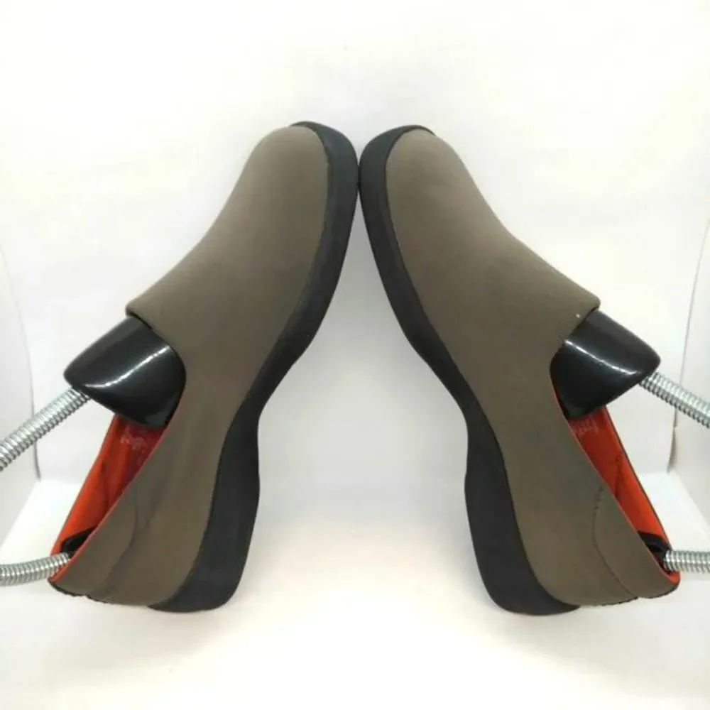 Keds Casual Comfort Slip On Shoes Women's Size‎ 6 Grey Black Cushioned Keds